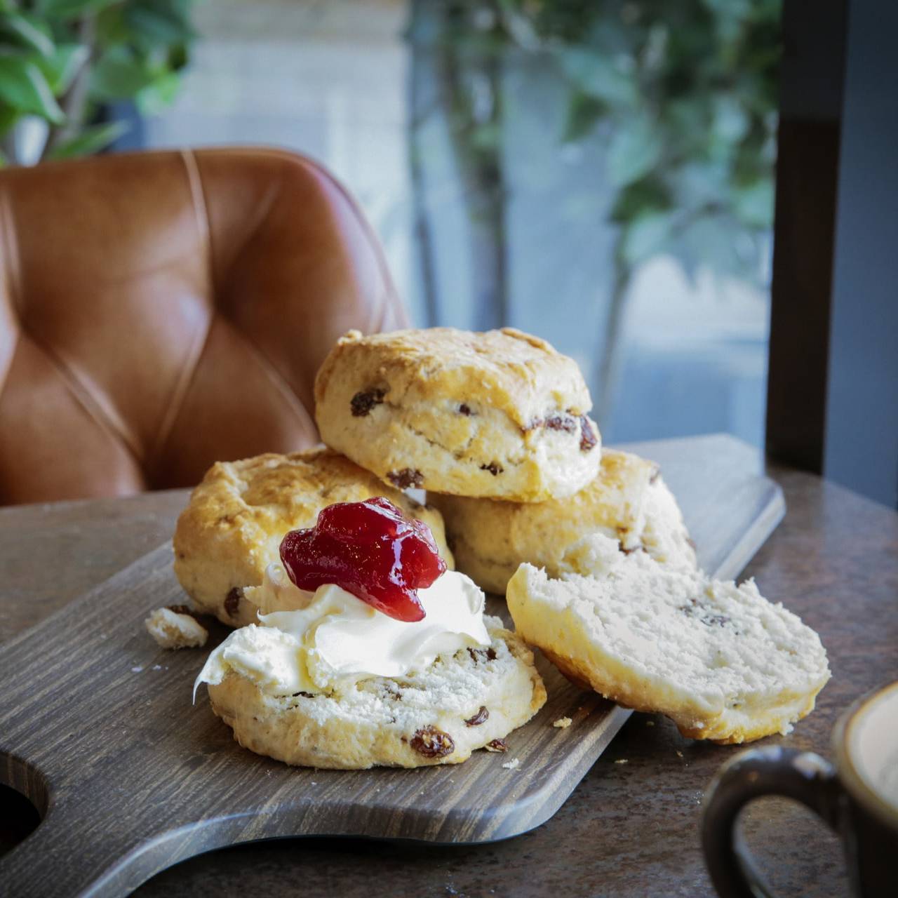 Large Sultana Scones