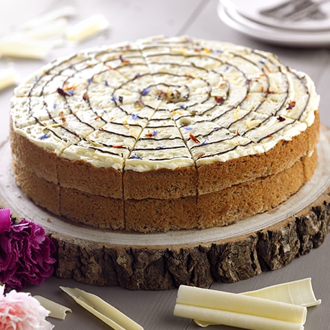 White Chocolate & Spiced Chai Cake