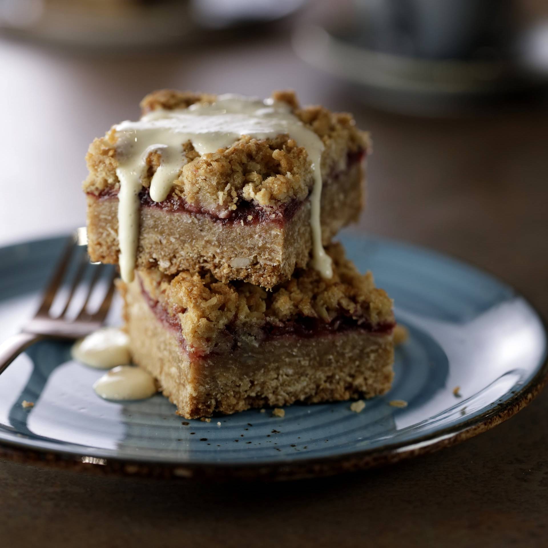 Vegan Berry Crumblejack